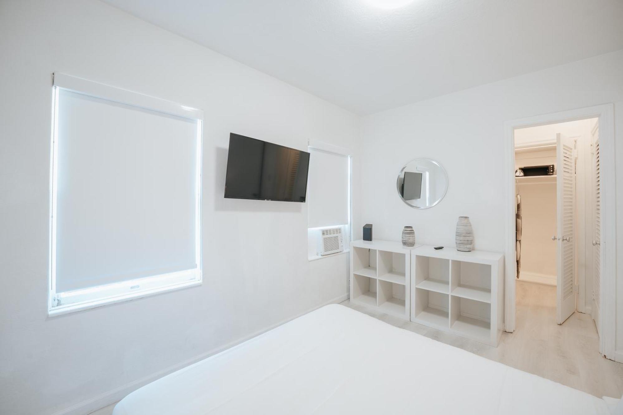 Praia Hotel Hollywood Bagian luar foto