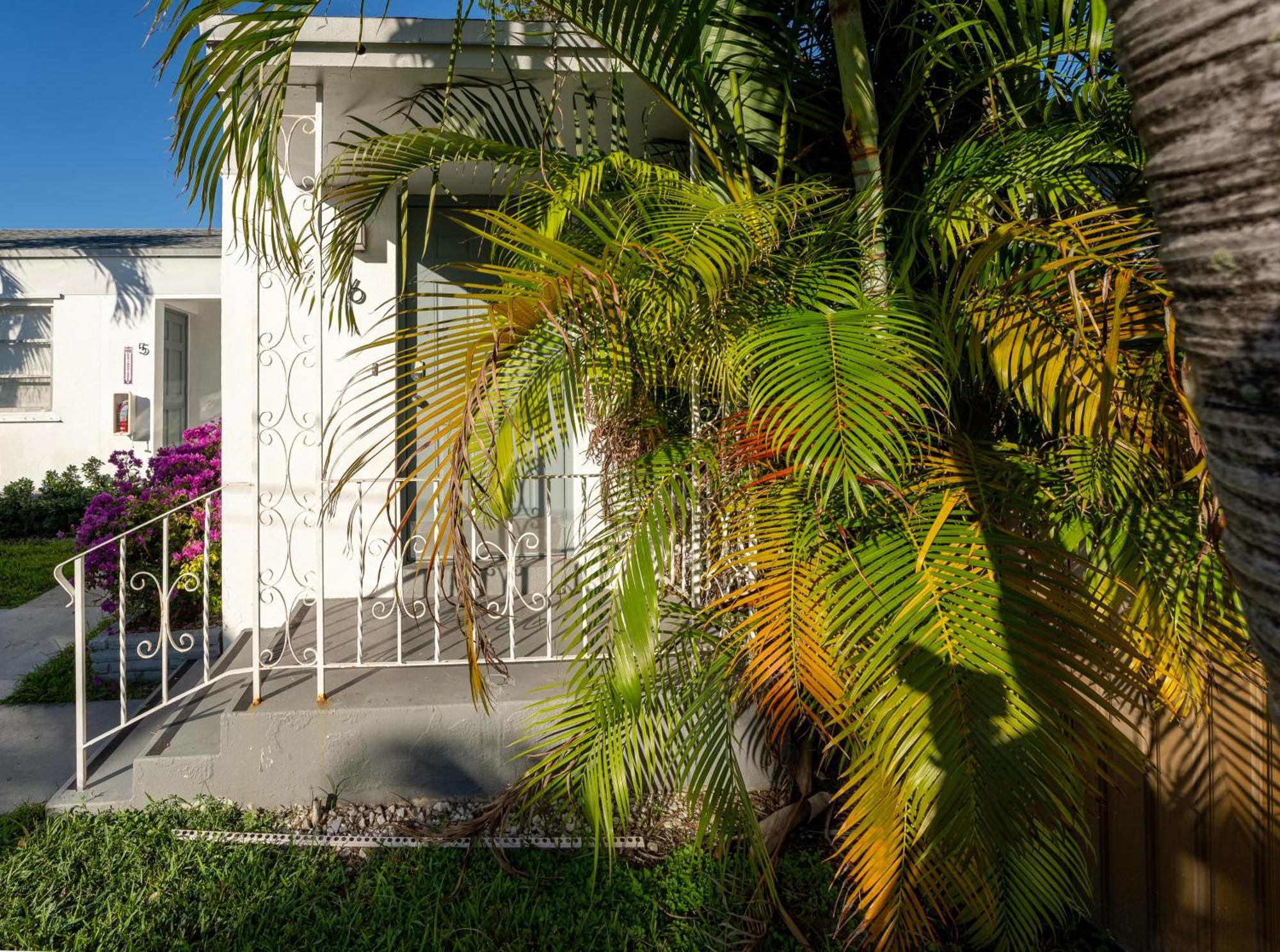 Praia Hotel Hollywood Bagian luar foto