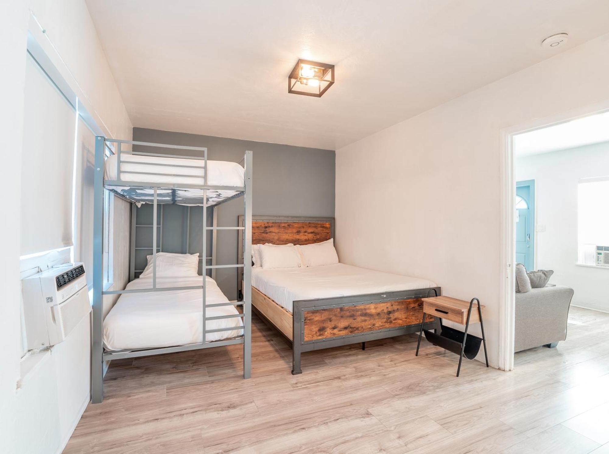 Praia Hotel Hollywood Bagian luar foto